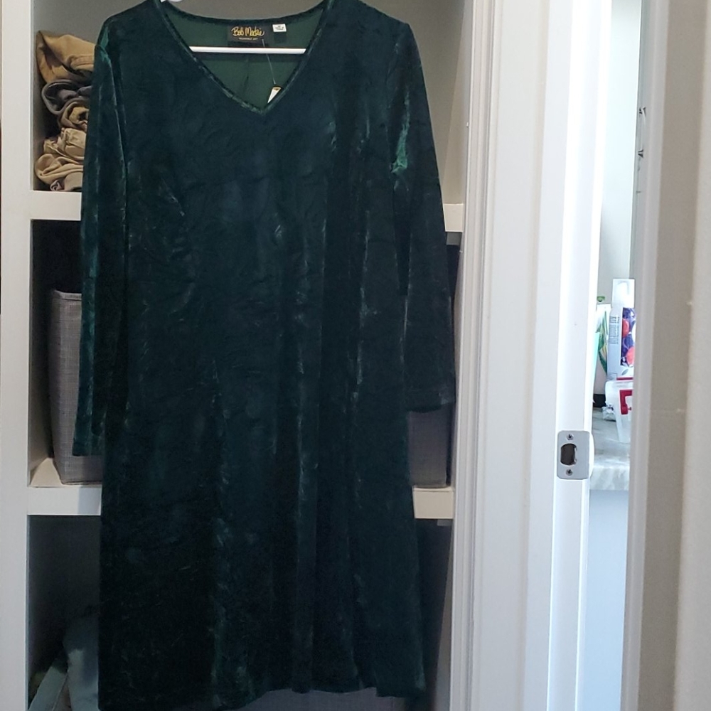 Dress - Picture 2 of 4